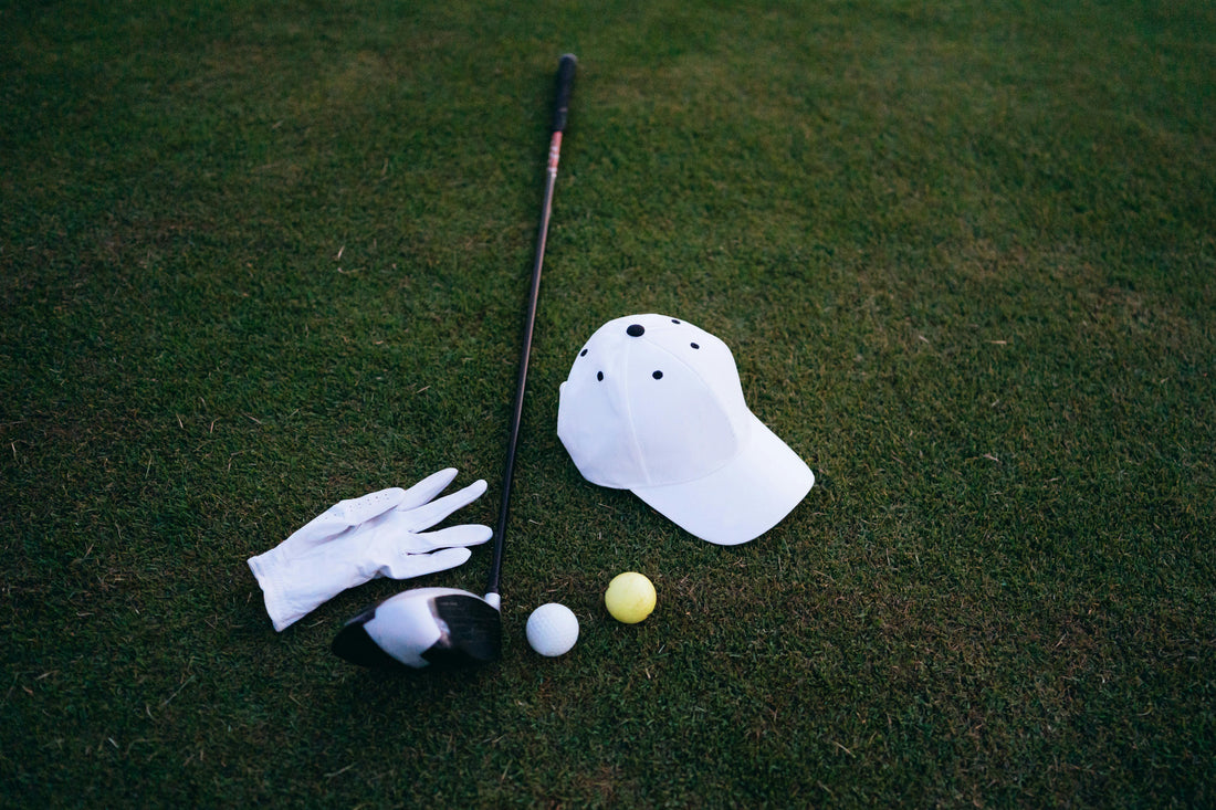 Los Mejores Accesorios de Golf para Llevar al Campo